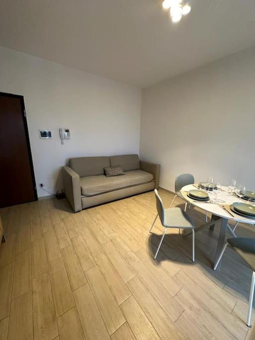 شقة Bam House - Milano Romolo المظهر الخارجي الصورة